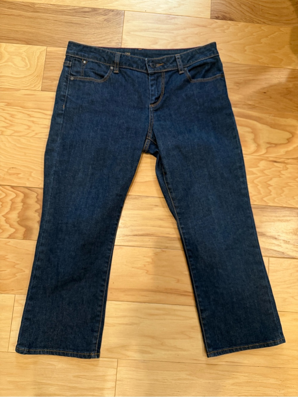 Talbots Signature Crop Flare Jeans Women’s Size 8/29 Dark Wash Stretch Denim